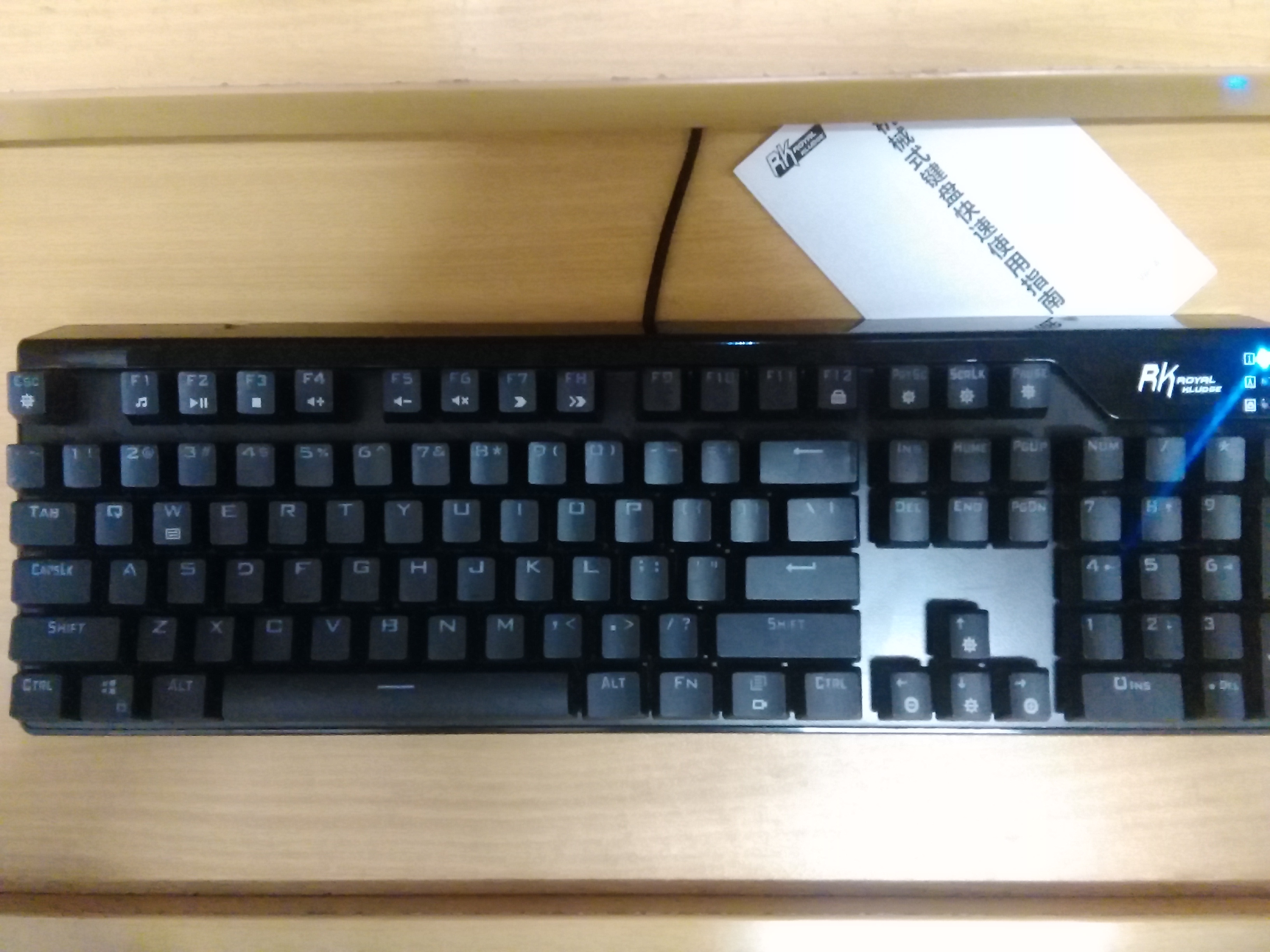 无线蓝牙键盘怎么连接_无线蓝牙键盘怎么连接