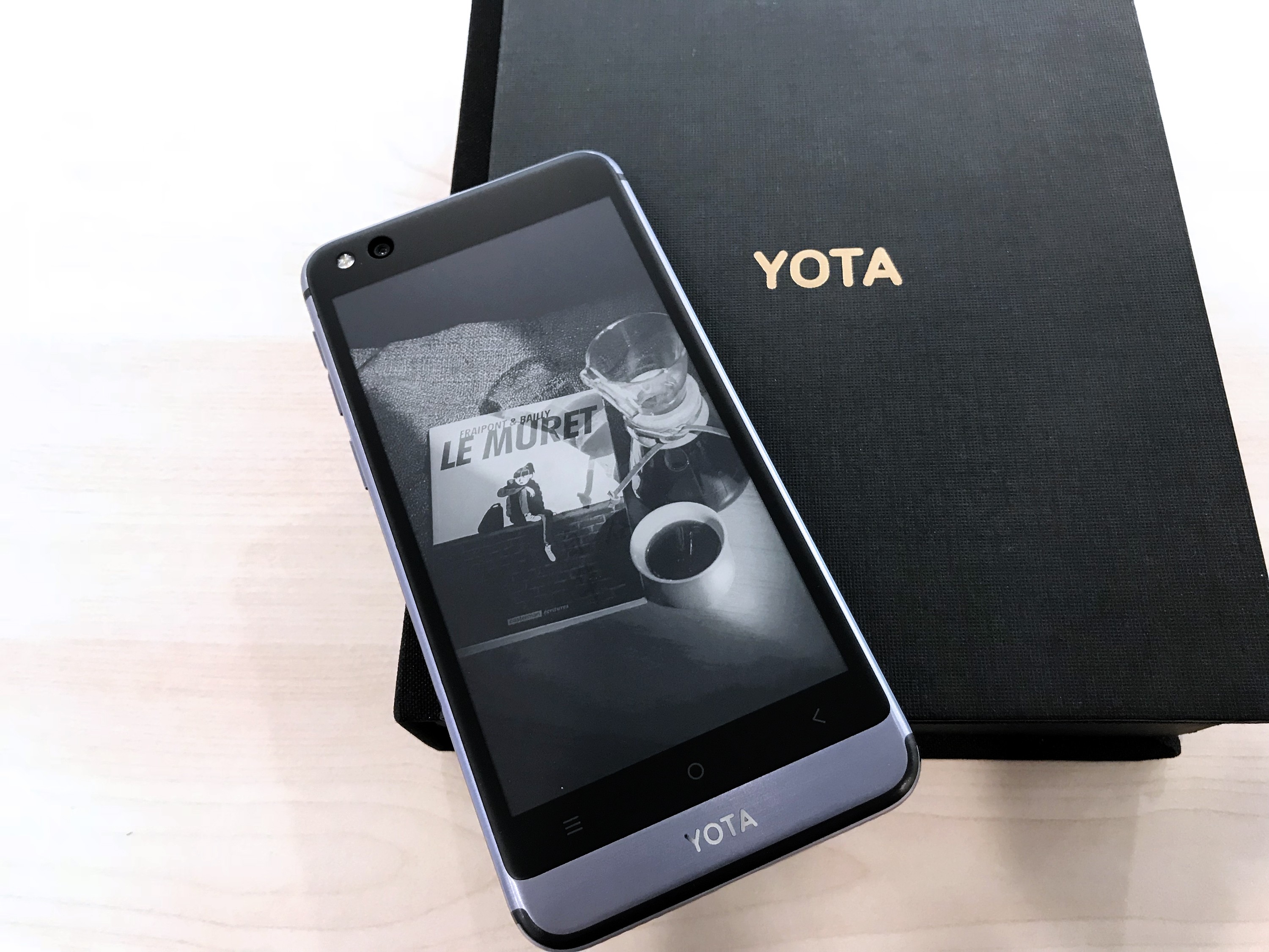 yotaphone yota3(墨知版/全网通)点评