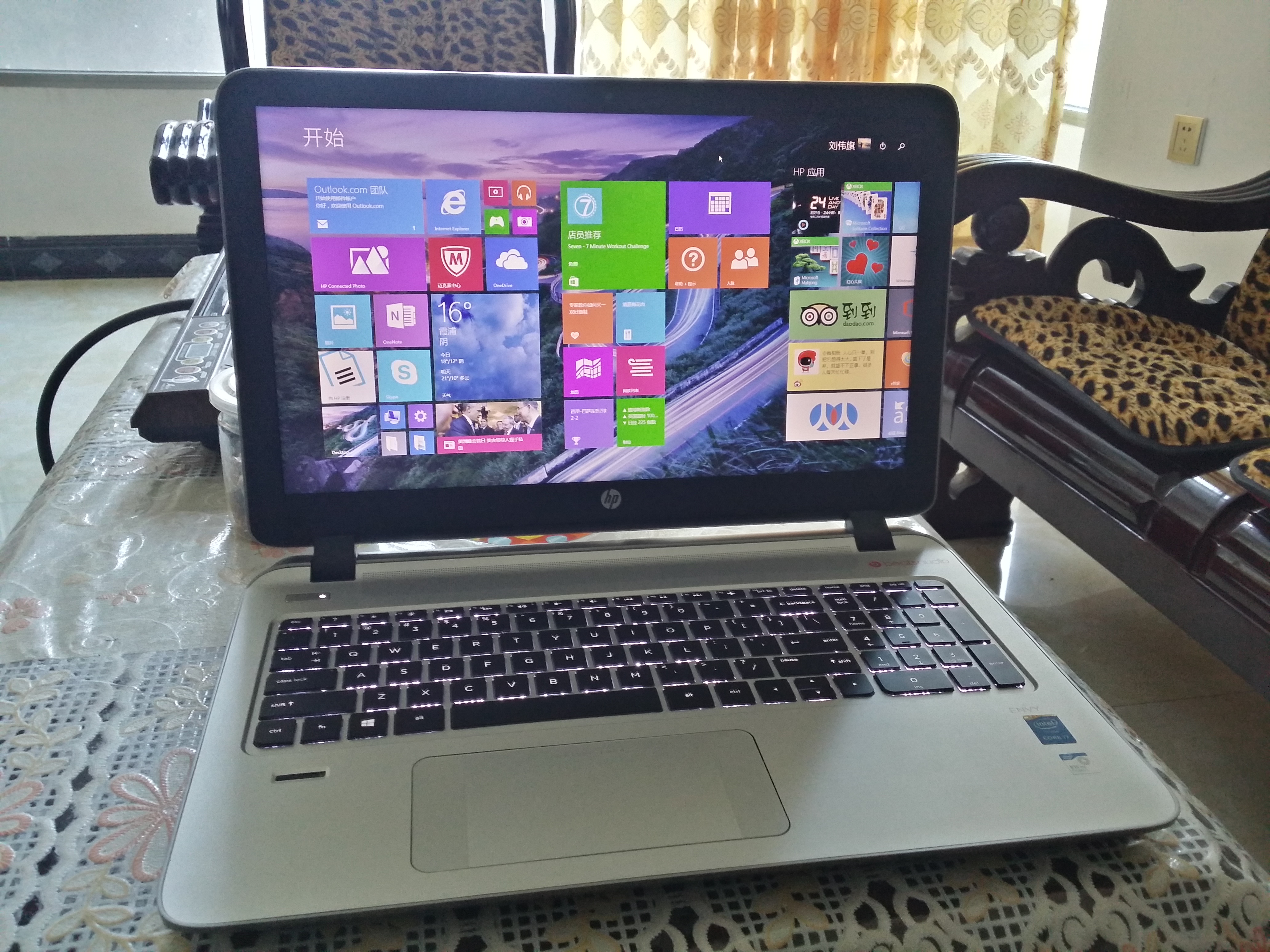惠普envy15,惠普envy15 x360 惠普envy 15-k222tx(l1l33pa)点评