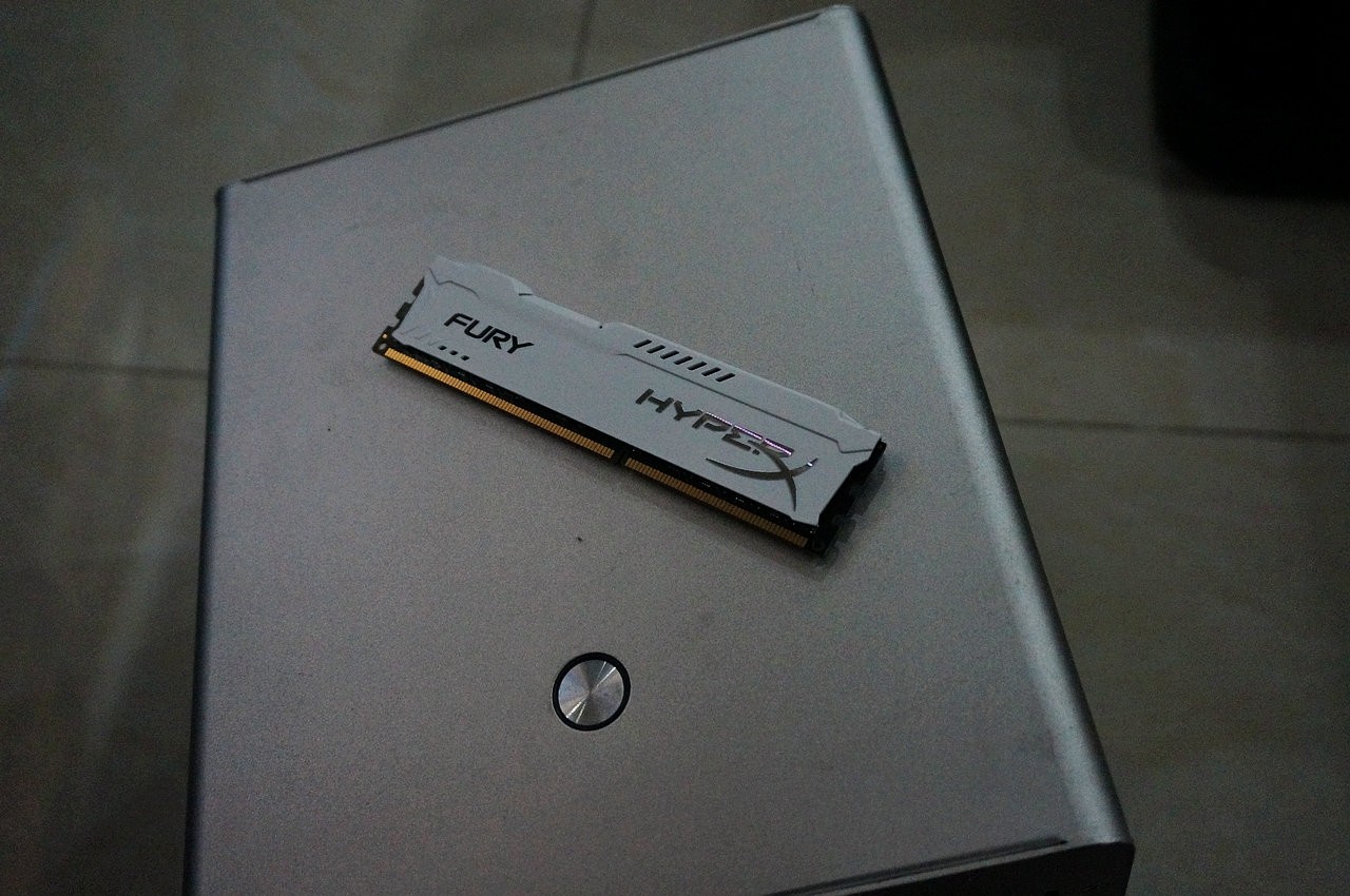 金士顿骇客神条fury 32gb ddr4 2666(hx426c15fbk4/32)点评