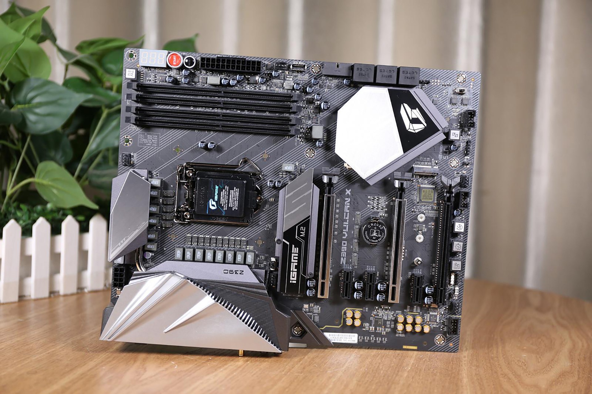 七彩虹igame z390 vulcan x v20点评