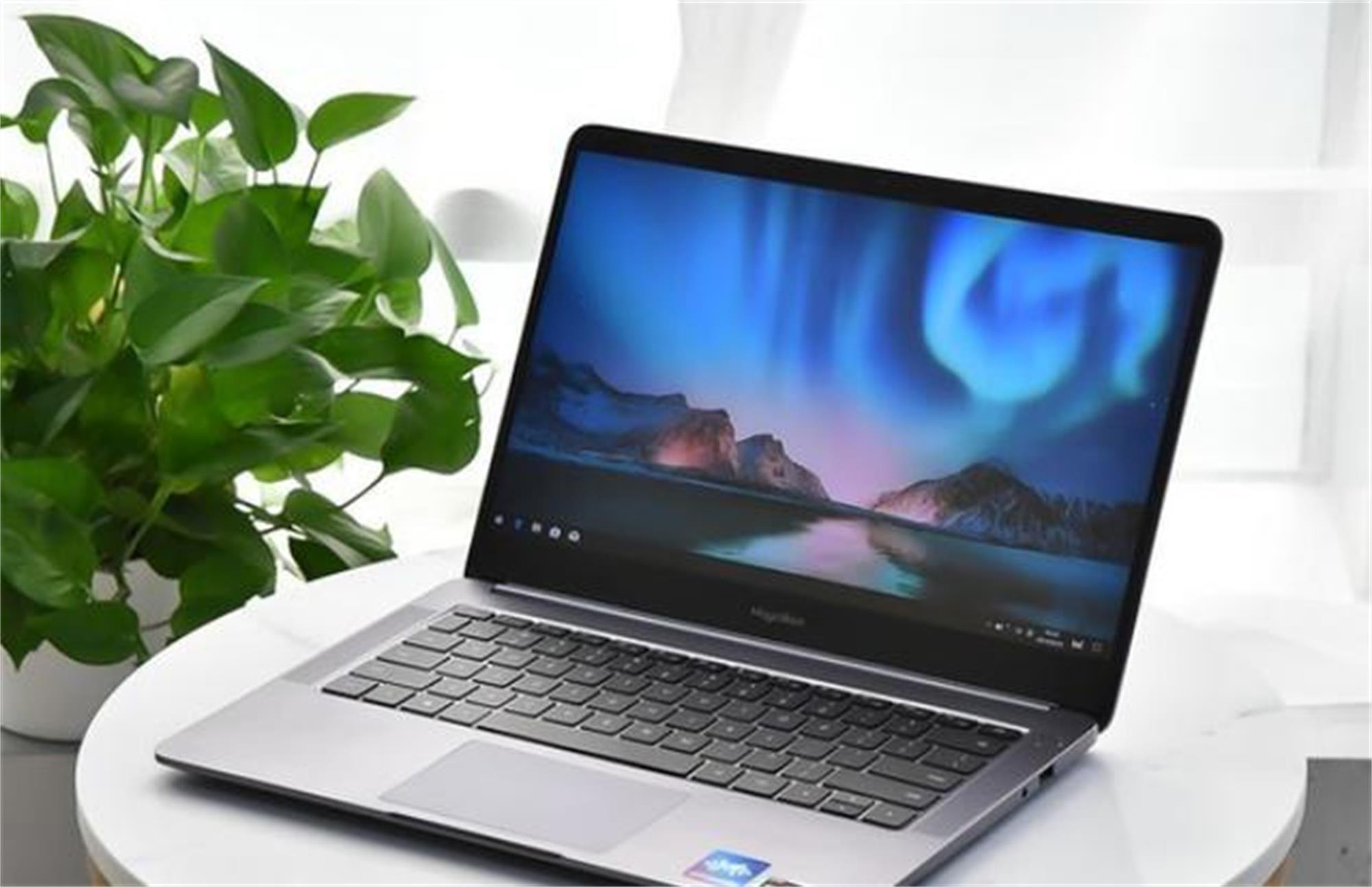 r52500u相当于i几