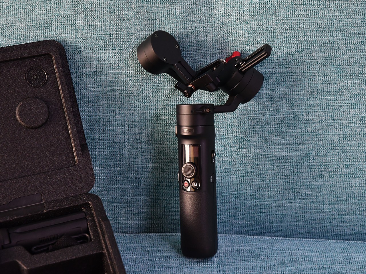 智云云鹤m2点评