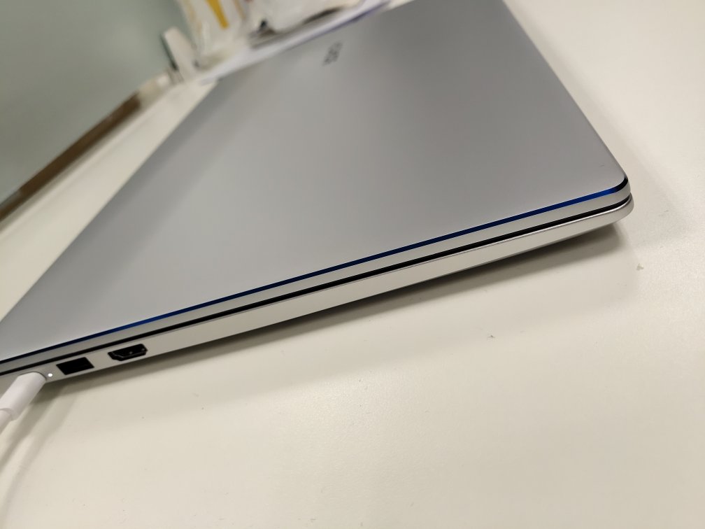 荣耀magicbook 15(r5 3500u/8gb/512gb/linux版)点评