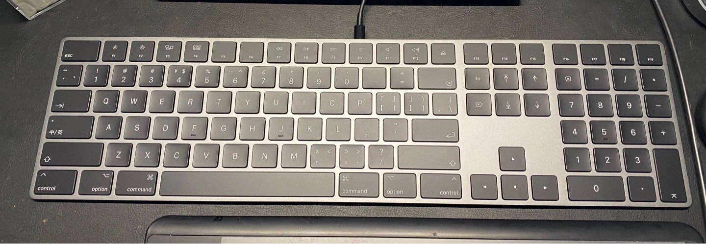 苹果妙控键盘(带数字小键盘)点评