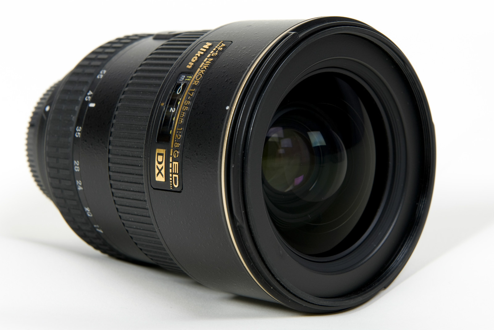 尼康af-s dx 变焦尼克尔 17-55mm f/2.8g if-ed