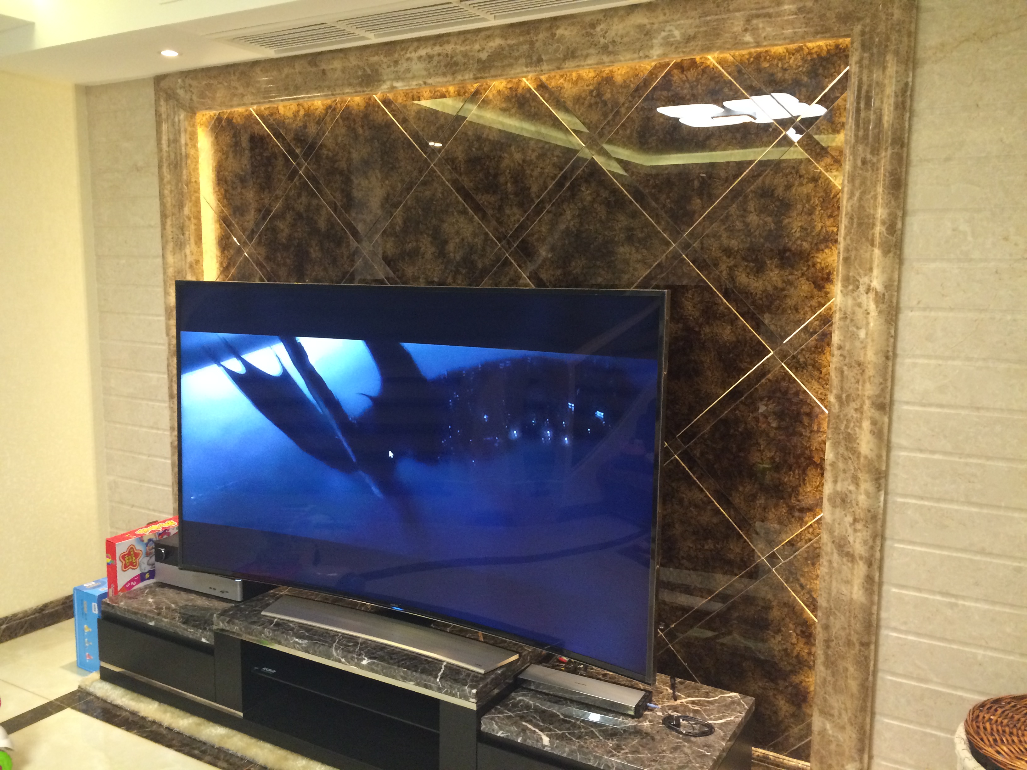 三星曲面uhd ua65hu9800点评