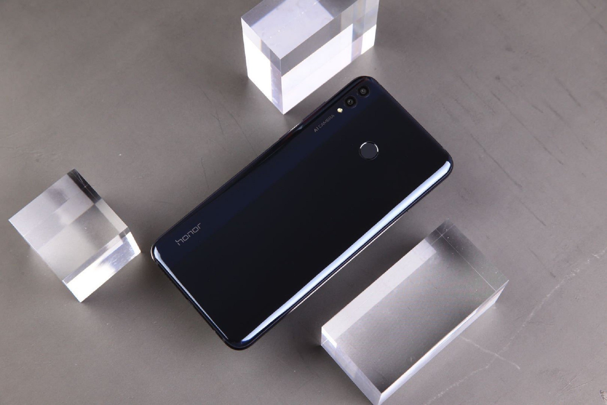 荣耀8x(4gb ram/全网通)点评