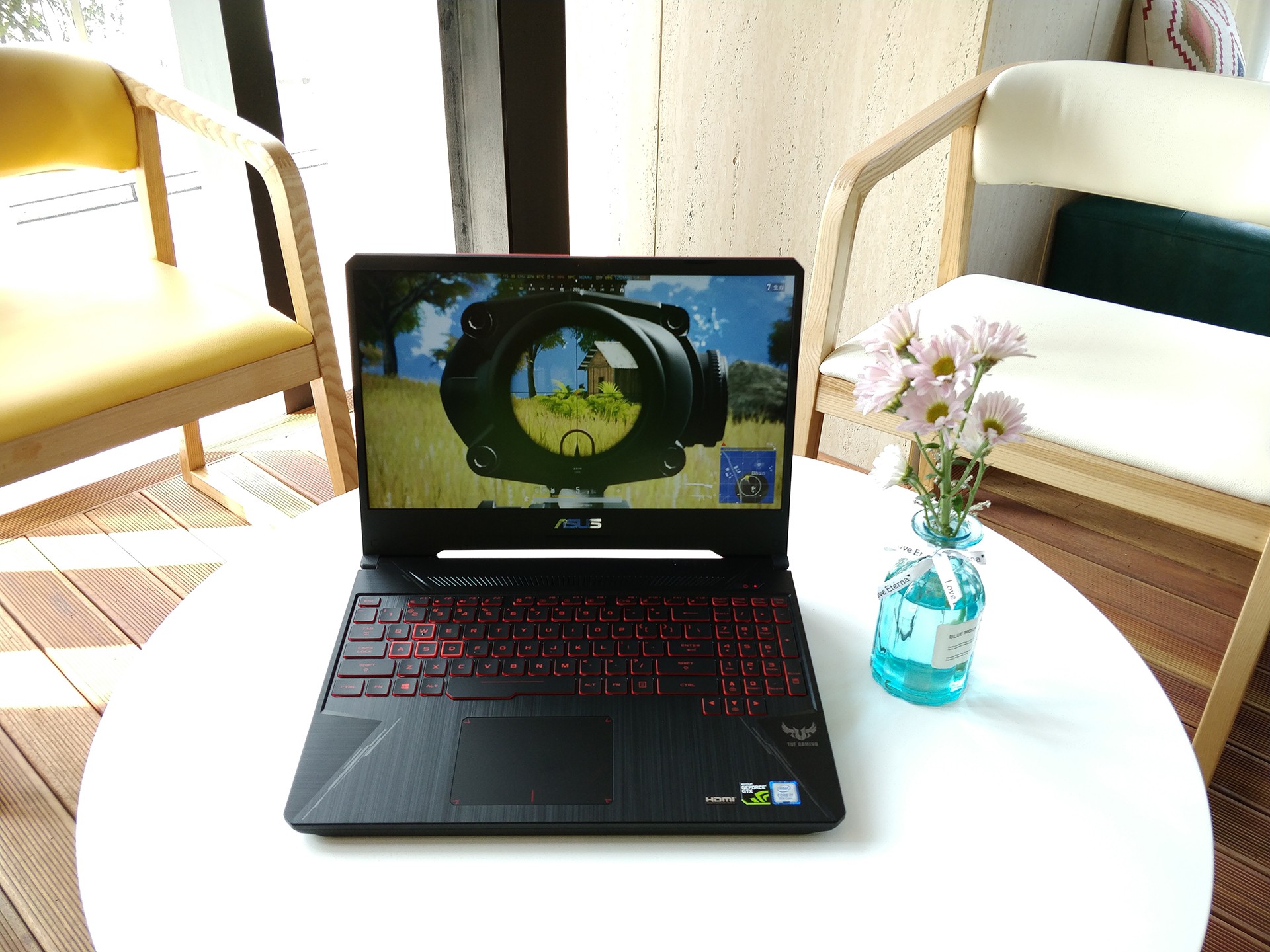 华硕飞行堡垒6 金属电竞(i7 8750h/16gb/256gb 1tb/1060)点评