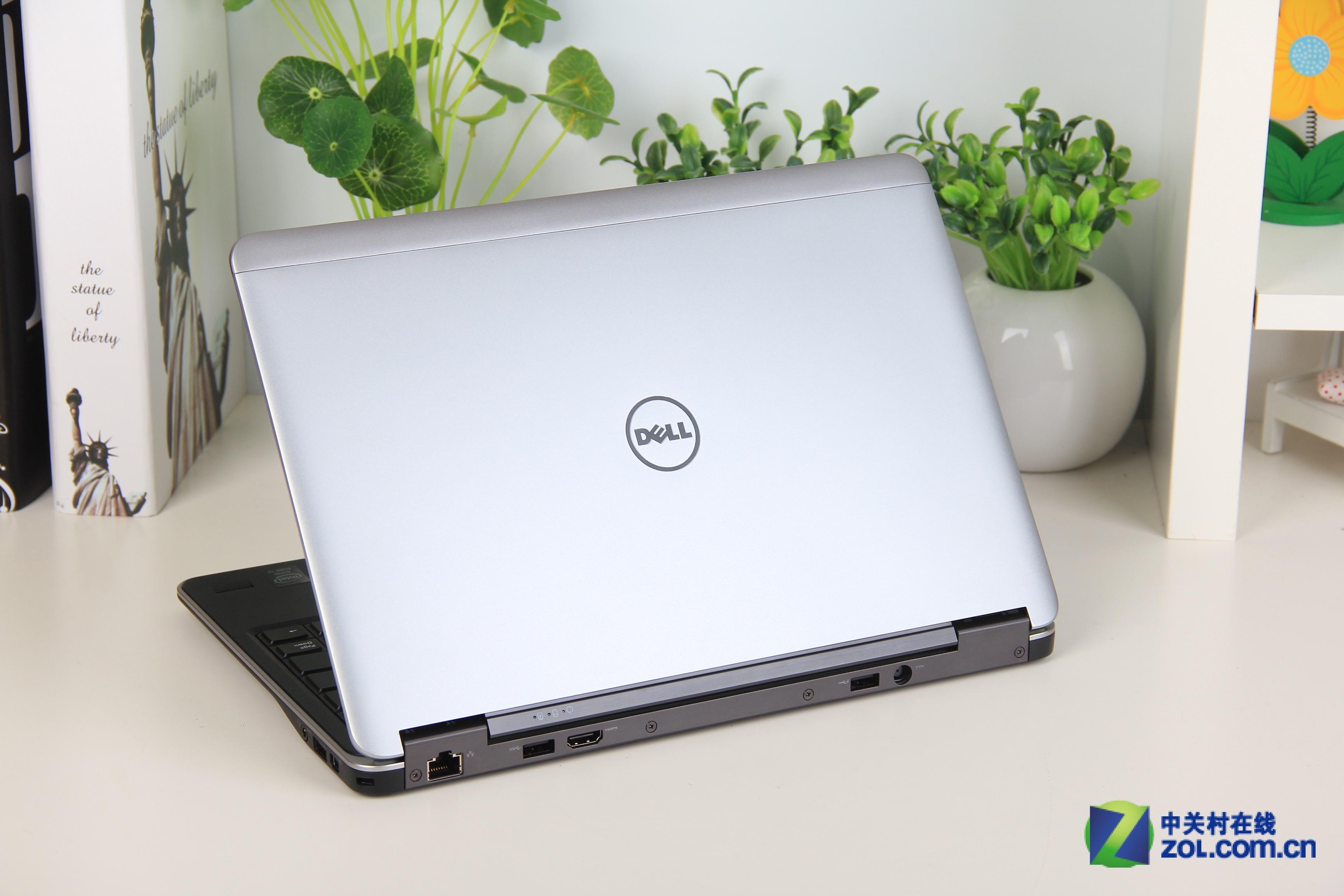 戴尔latitude 15 5000系列 5590(n038l5590-d1606cn)点评