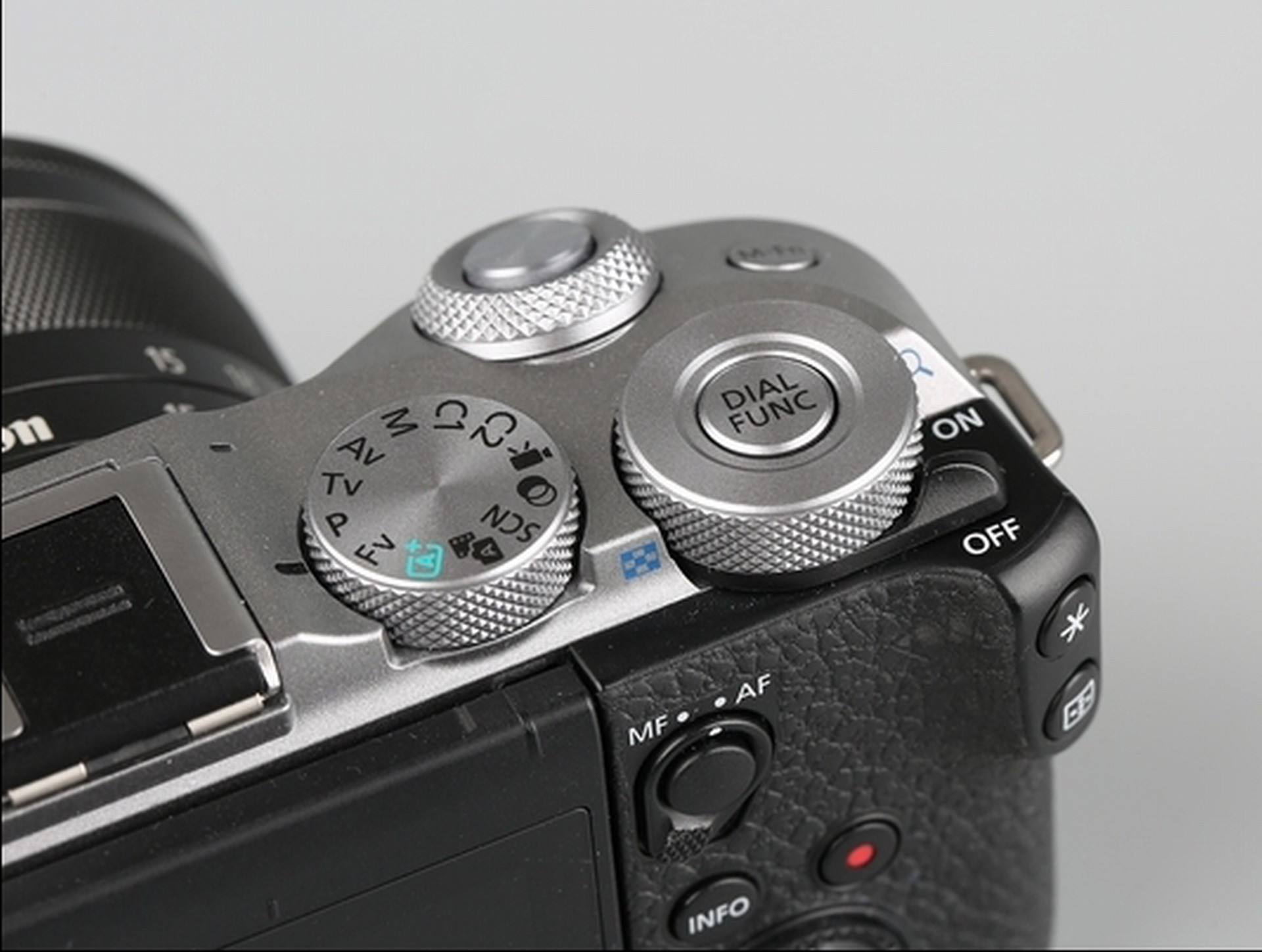 佳能eos m6 mark ii套机(18-150mm)点评