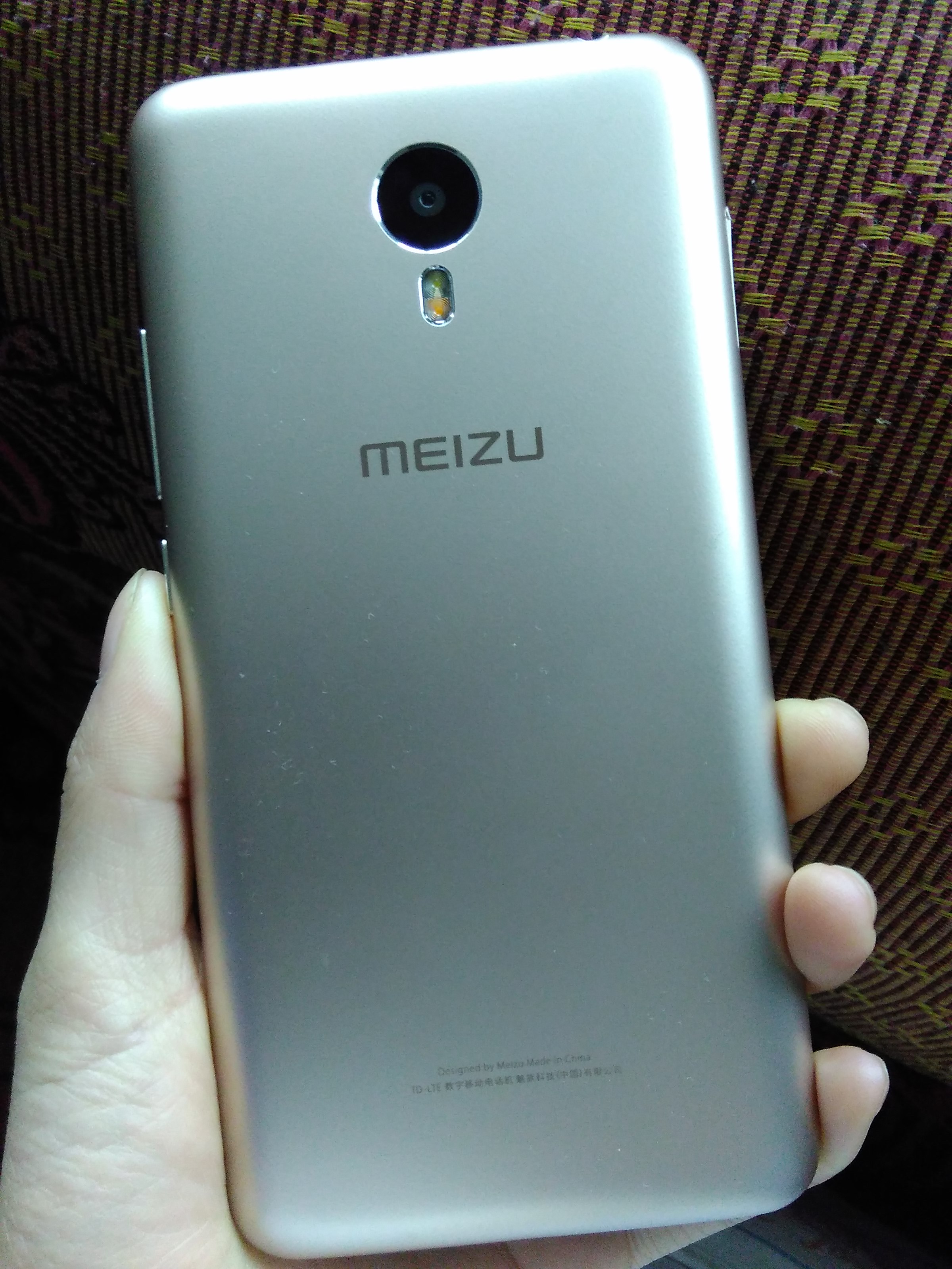 魅族发布5寸魅蓝手机，更新Connect to Meizu进展-36氪