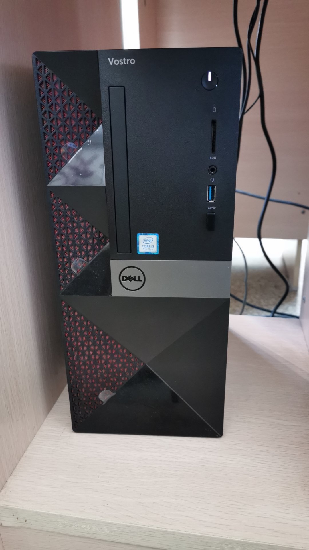 戴尔vostro成就3681i5104008g512gb集显215lcd点评