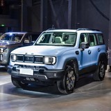 北京越野BJ40增程 2025款 魔核电驱标准版