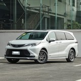丰田 赛那SIENNA 2023款 2.5L混动 尊贵版