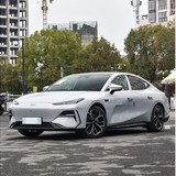 吉利银河 银河E8 2025款 575km 启航智驾版