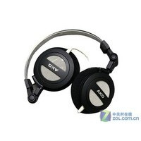 AKG K404