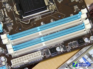 IVBƽ̨ʵݰ B75С復369Ԫ 