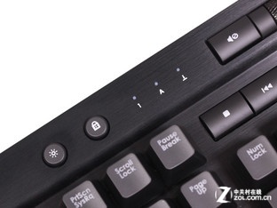 е۷֮ս Razer VS  