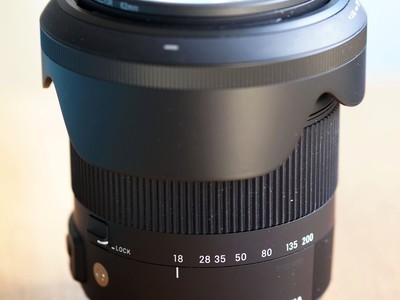 ���� 18 200 ������ͷ��ֻ�ǳ�ʵ�õĺþ�ͷ