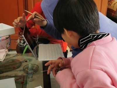 ��۲��ʣ��ʸкܺ���...