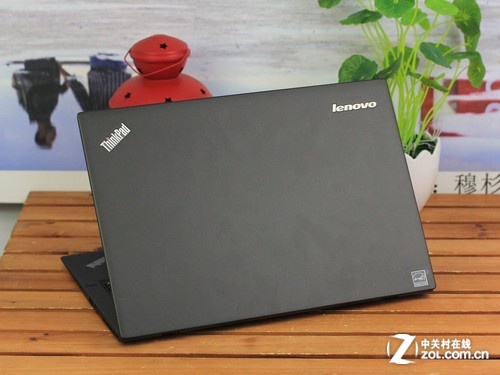 ThinkPad �� X1 Carbon ���ͼ 