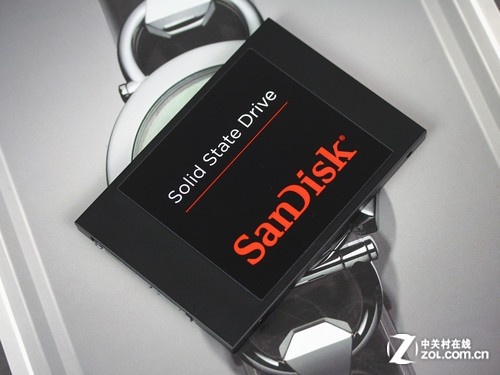 SanDisk Solid State Drive128GB  