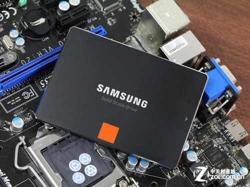 SSD 840 Series SATA III120GB  