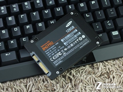  SSD 840 PRO Series SATA III128GB  