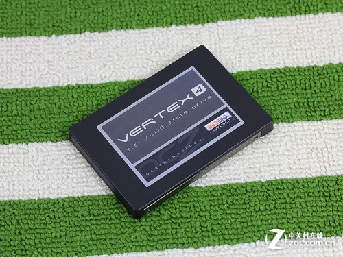 固态硬盘OCZ Vertex 4 128GB（VTX4-25SAT3-128G）正面 
