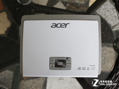 Acer K330顶部 
