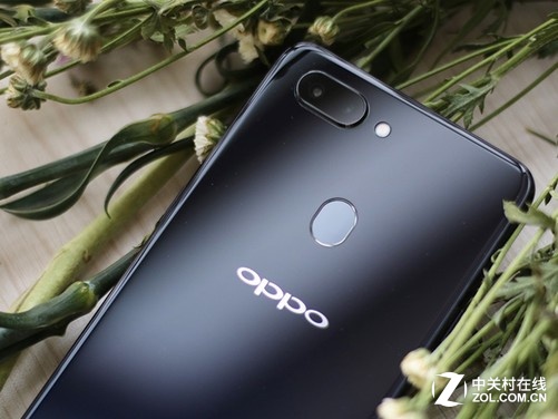 近期高关注的手机 最后一款的功能连苹果都没