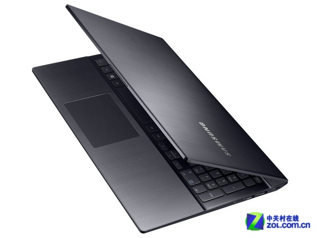 �ᱡ��Ƹ���ɫ ����870Z5G����8999Ԫ 
