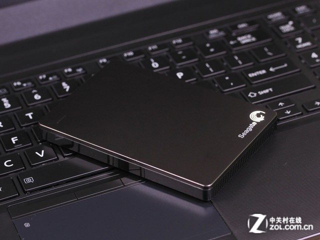 ϣ Backup Plus Ʒ 2.5Ӣ磨2TB ͼ 