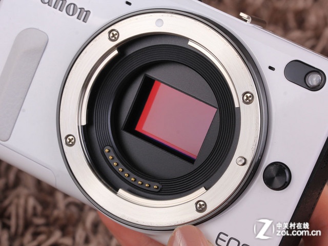  EOS M2ɫ  