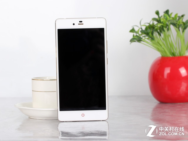 Ӱ nubia Z9 Maxձ1880 