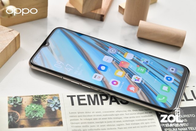 老人手机购买指南:大屏大容量是王道(全文)_oppo a9_办公打印新闻