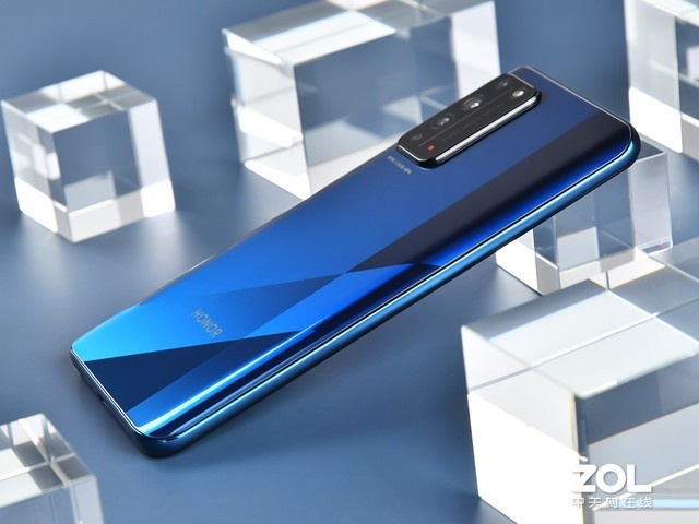 5G续航不焦虑 荣耀X10续航实测成绩令人舒适 
