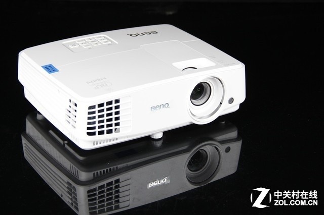 一键3D演示 明基MX525投影机京东开售