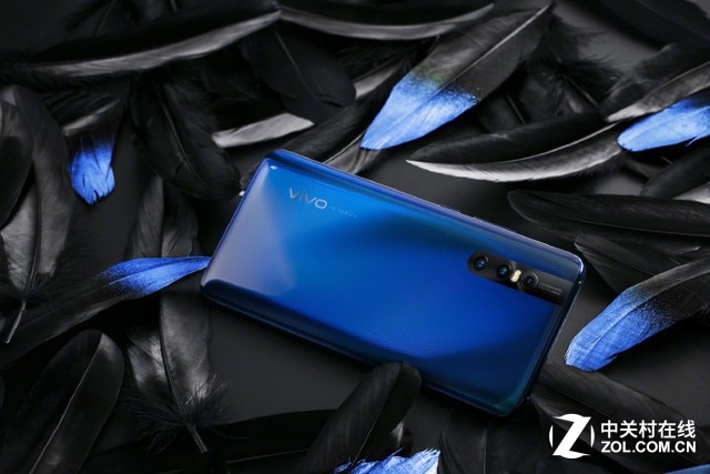 网红想买vivo X27的原因 有着神器就够了 