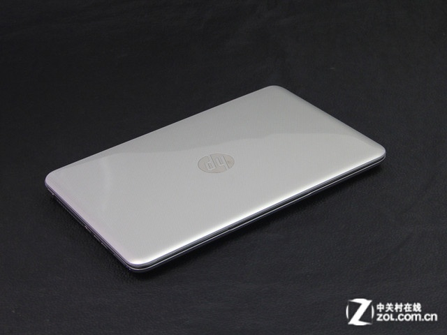 Pavilion 14彩壳版银色 外观图