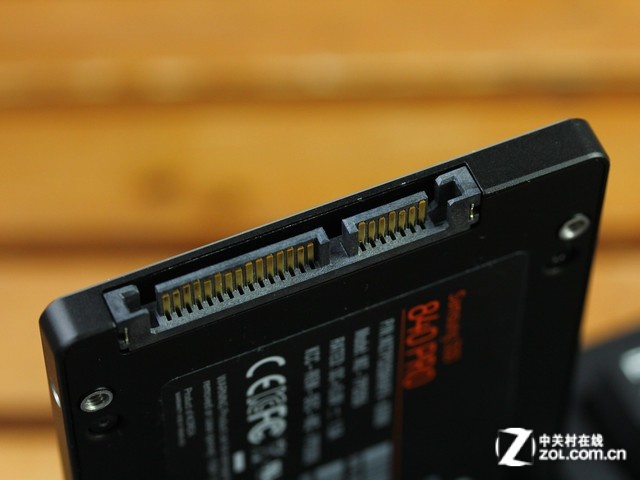  SSD 840 PRO Series SATA III256GB ӿ 
