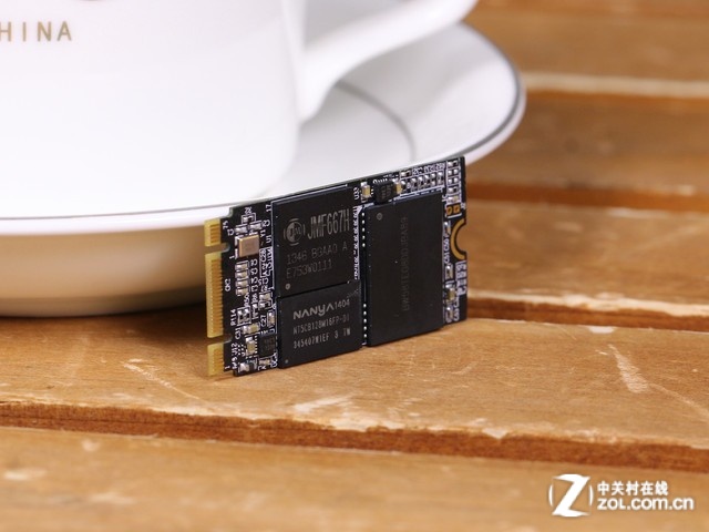 ˽SSD SSD΢н 