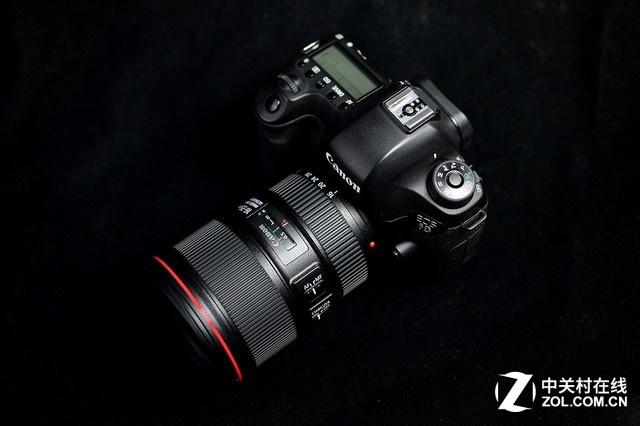 宽广视野 佳能16-35mm f4L IS USM镜头 