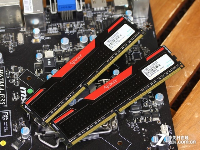 հ 8GB DDR3 1600ڱ˫ͨ4Gx2  