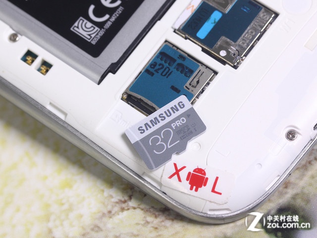 ߶豸 PRO 32GB TF 