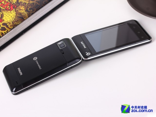 低价商务翻盖机飞利浦t939报价1588元