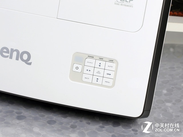 ɫ׼ʦ W3000ͶӰ 