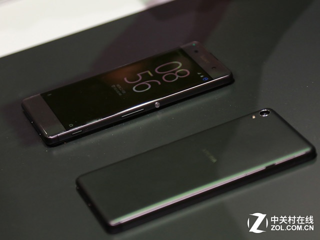 索尼 Xperia XA(双4G)