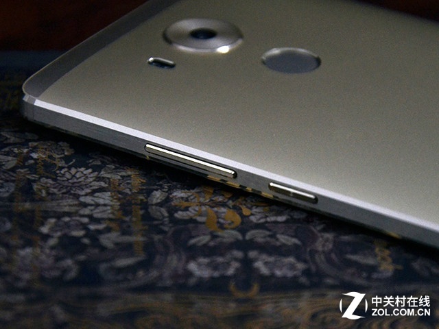 0׸ ΪMate 8ݽ3300Ԫ 